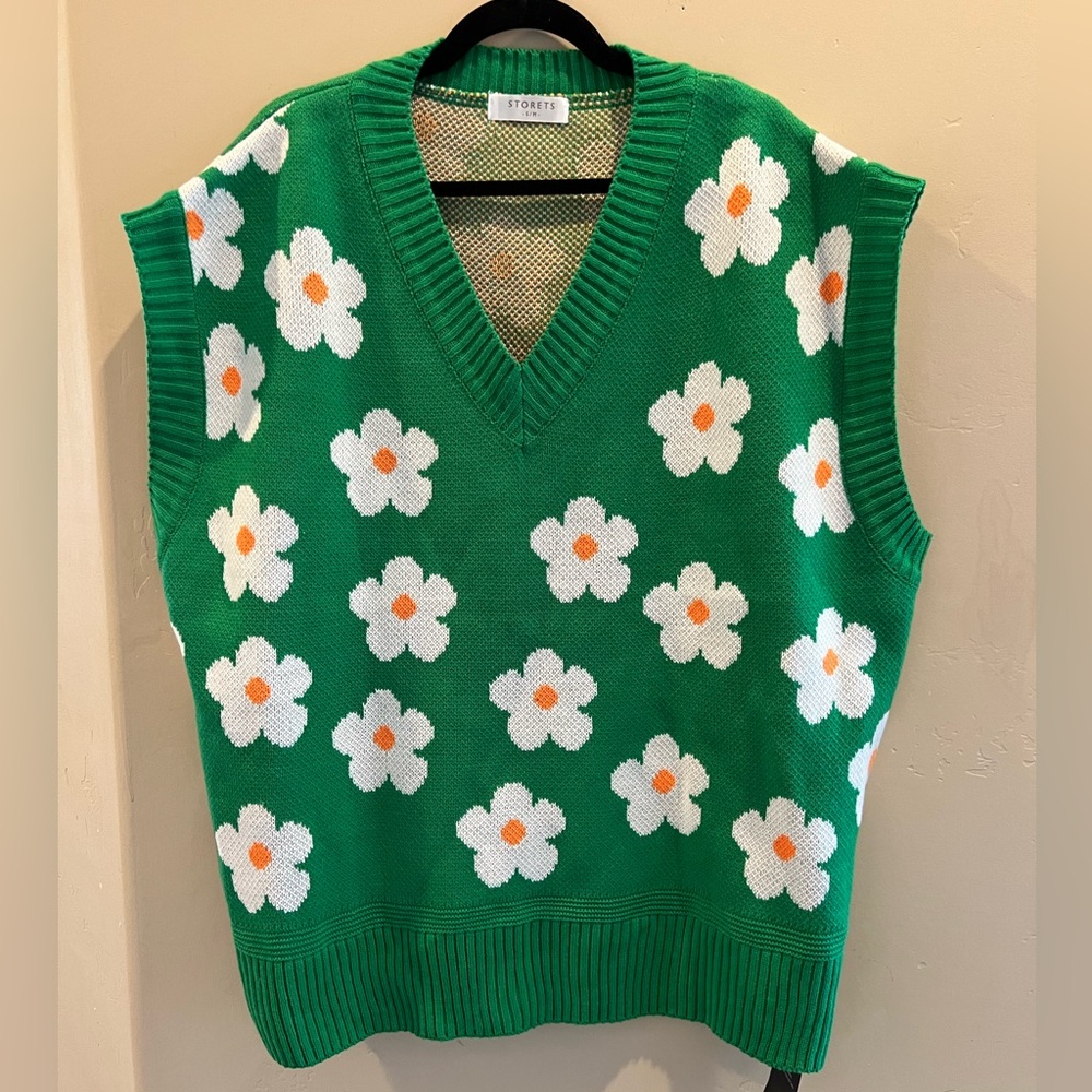 storets Green Floral Knit Vest